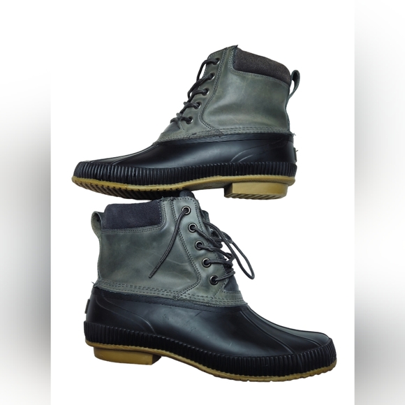 Men's Tommy Hilfiger TMCharlie Rain Boots - Size 9 Used/ Normal Wear and Tear - Picture 3 of 8